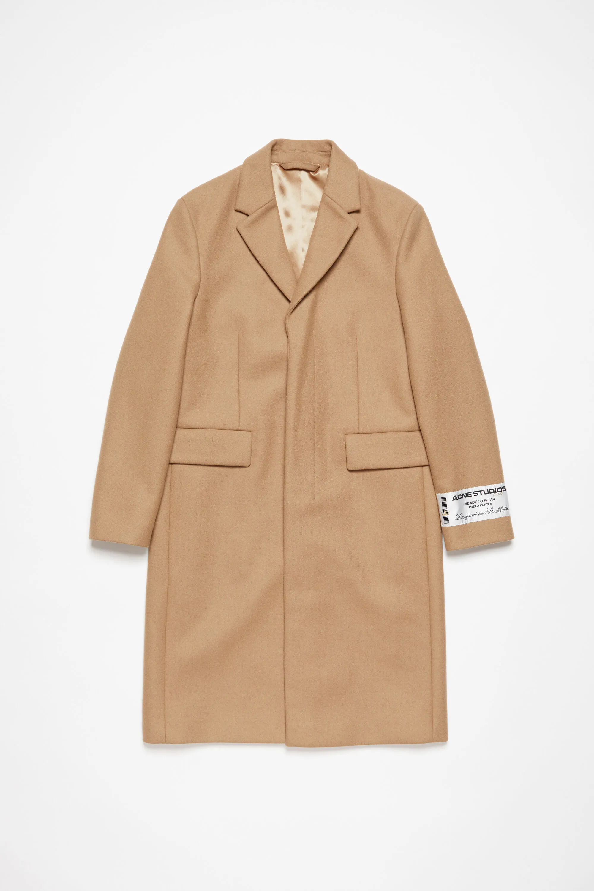 Single-breasted wool coat